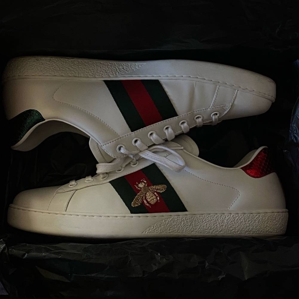 Gucci Ace Bee 
Size 10 us men’s